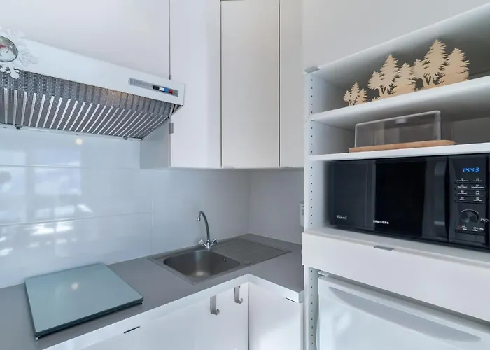 Les Pistes - Lavachet-4 By Interhome Appartement